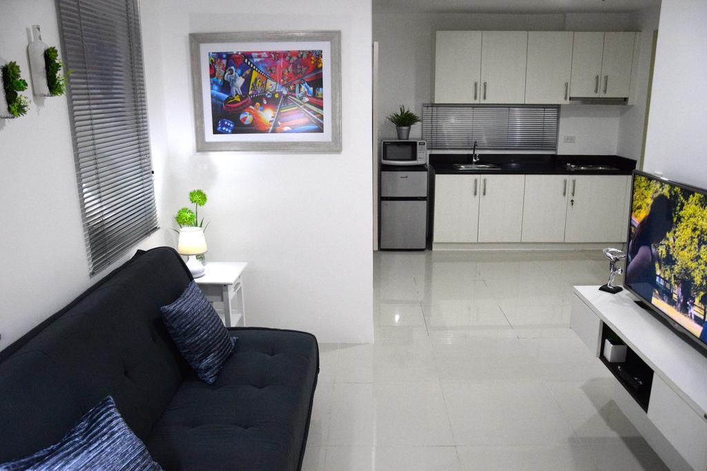 Jazz Makati Luxury Apartment Manila Exterior foto