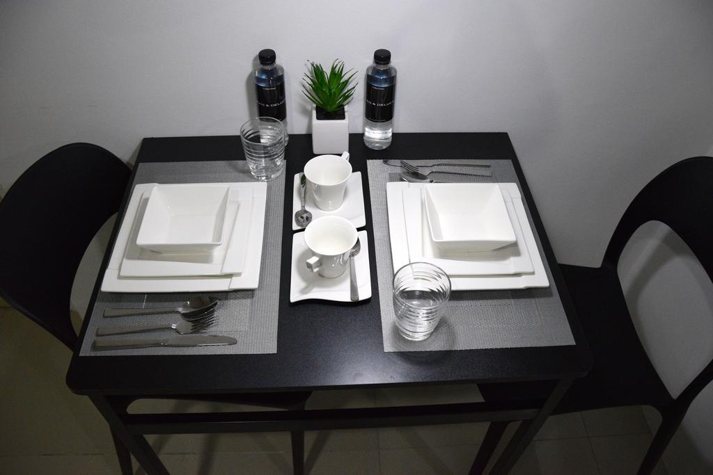 Jazz Makati Luxury Apartment Manila Exterior foto