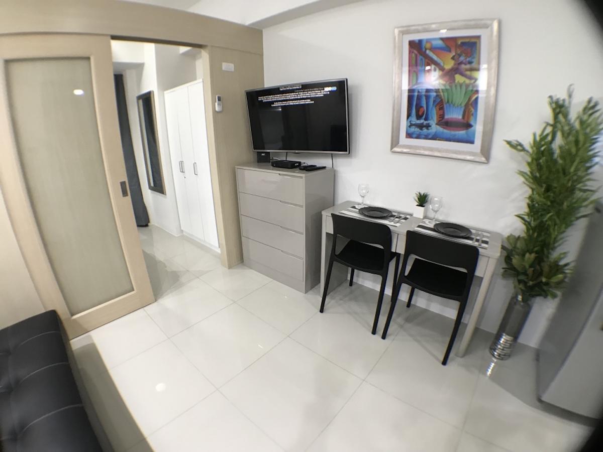 Jazz Makati Luxury Apartment Manila Exterior foto