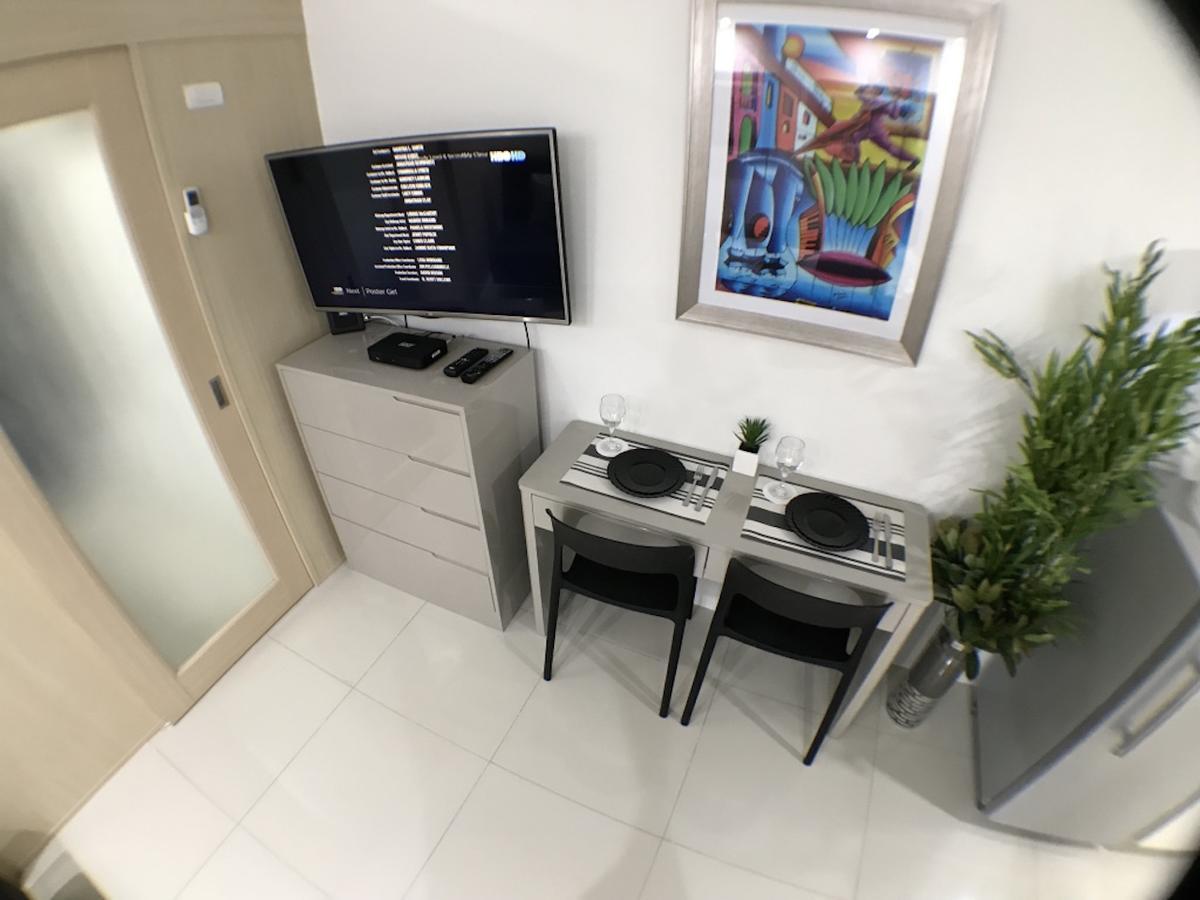 Jazz Makati Luxury Apartment Manila Exterior foto